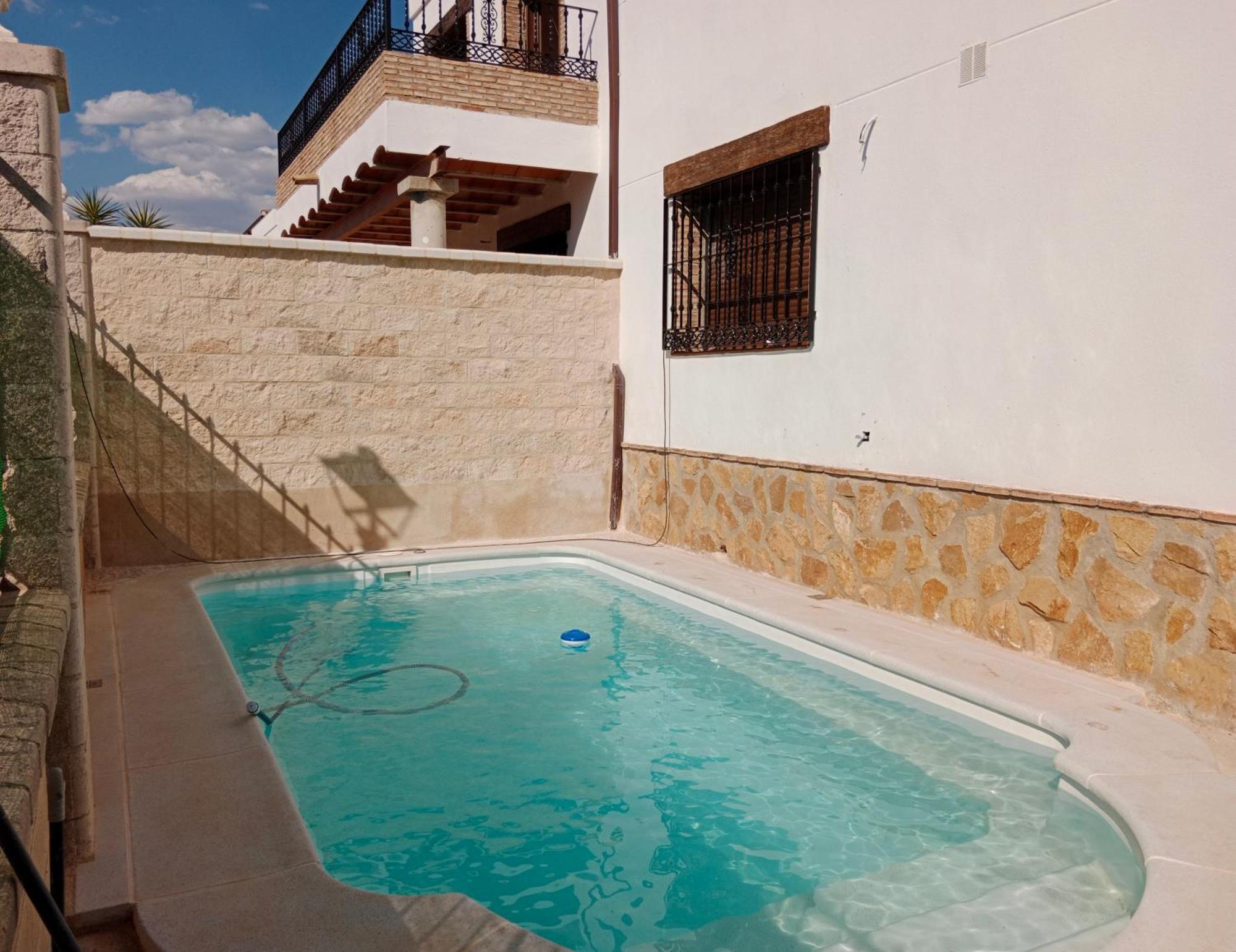 Pablo, Despenaperros Villa *